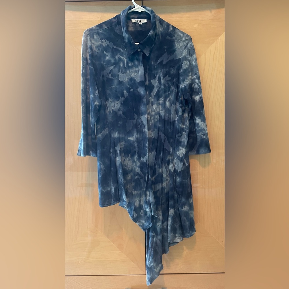 Paris long sleeve top, shades of blue and white-Size L